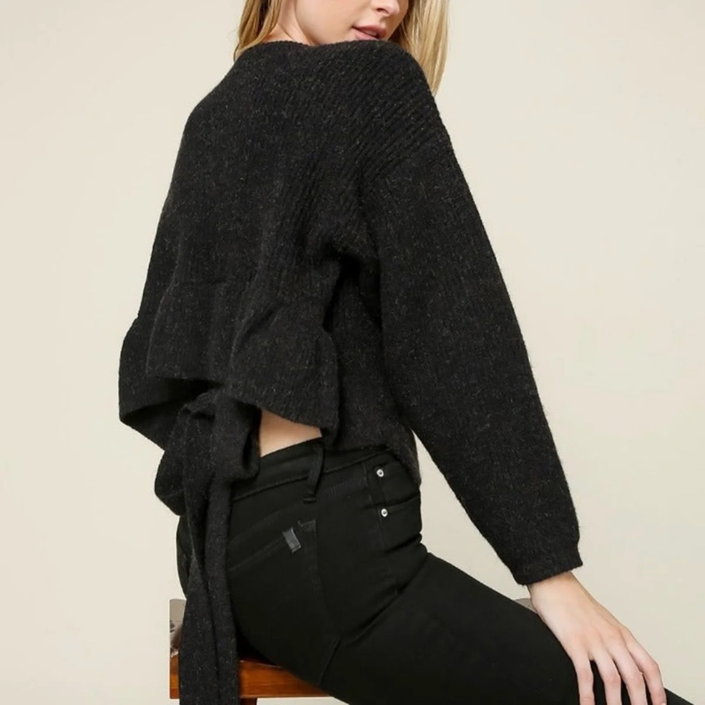 NWT! LUMIERE Back Ruffle Tie Sweater